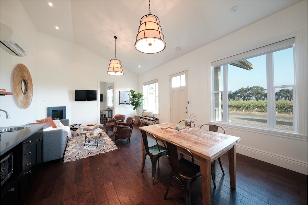 Premiere Two Bedroom Suite Vineyard View photo 1