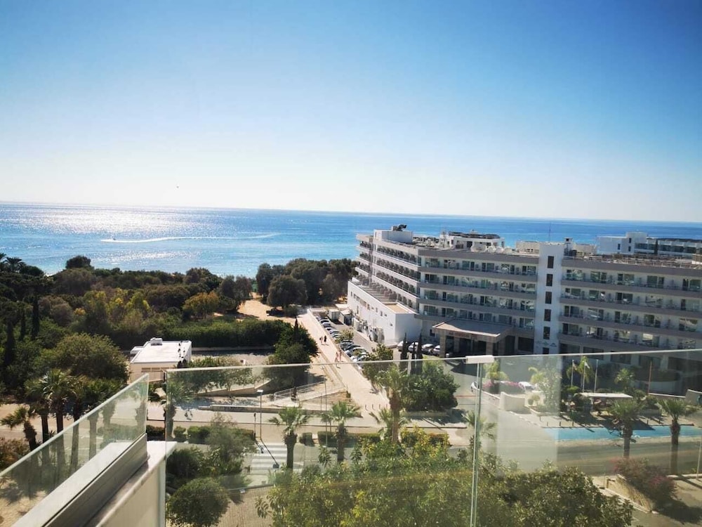 Deluxe Double Room, Balcony, Sea View photo 1