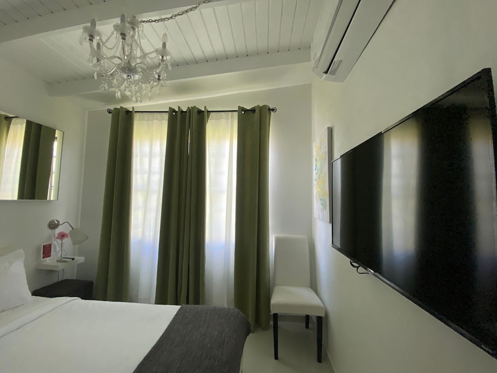 Basic Single Room photo 2
