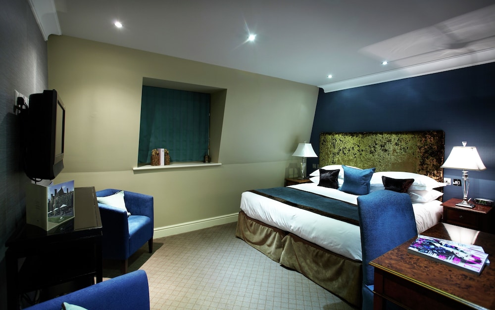 Comfy King Room photo 1