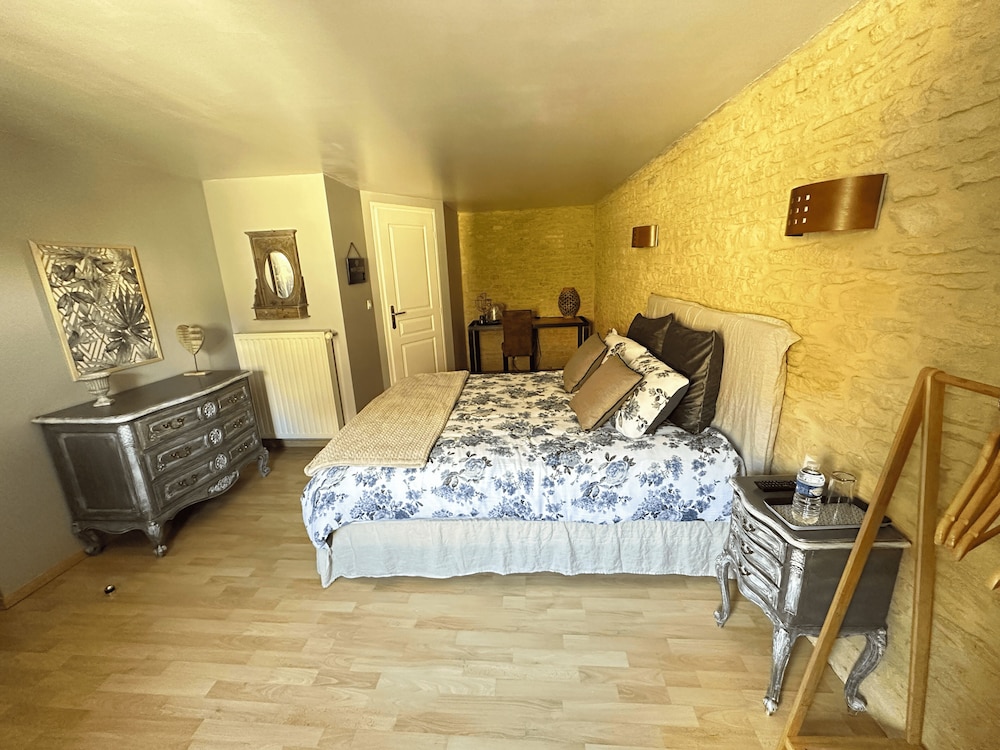 Comfort Room photo 3