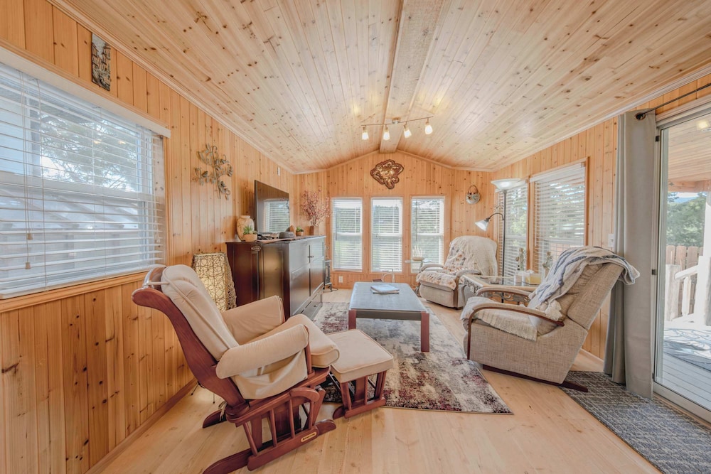 Cabin, Multiple Beds, Patio, Mountain View (Eagles Nest Cabin)