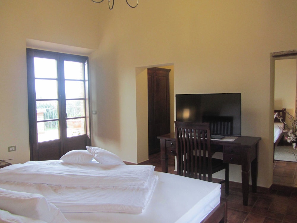 Comfort Apartment photo 3