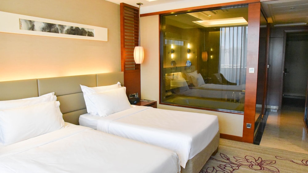 Superior Room, 2 Twin Beds, Balcony photo 2