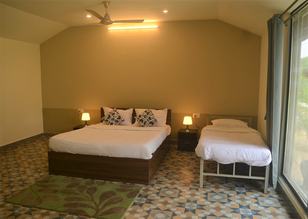 Deluxe Cottage - Photo 1