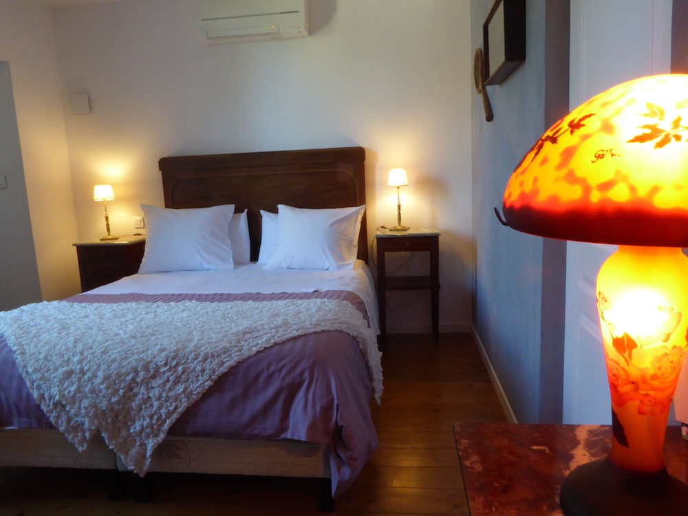 Standard Double Room, Garden View (Charleston) photo 1