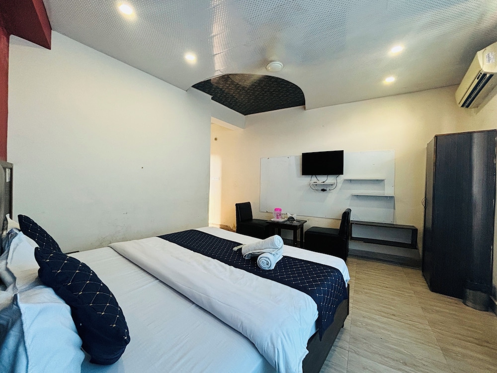 Family Double Room, Balcony, Mountain View