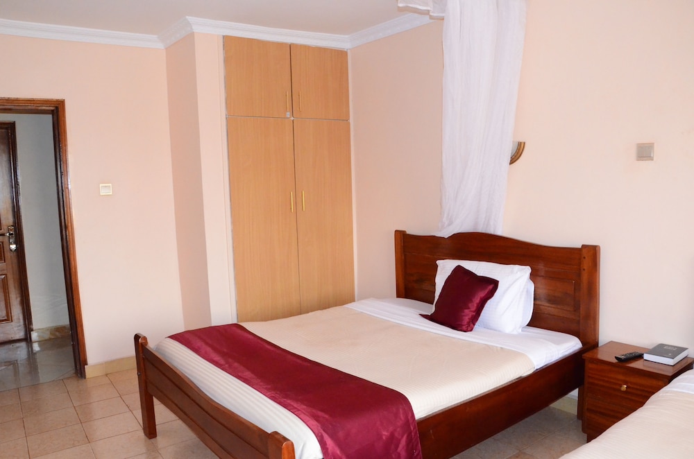Standard Double Room photo 3