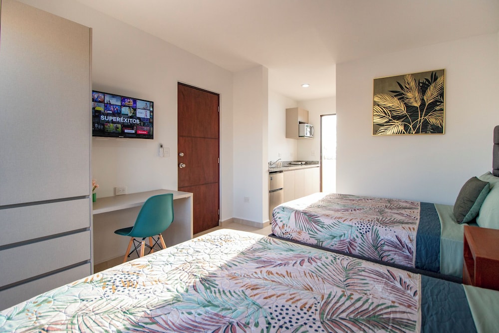 Superior Apartment, 2 Double Beds, Pool View photo 1