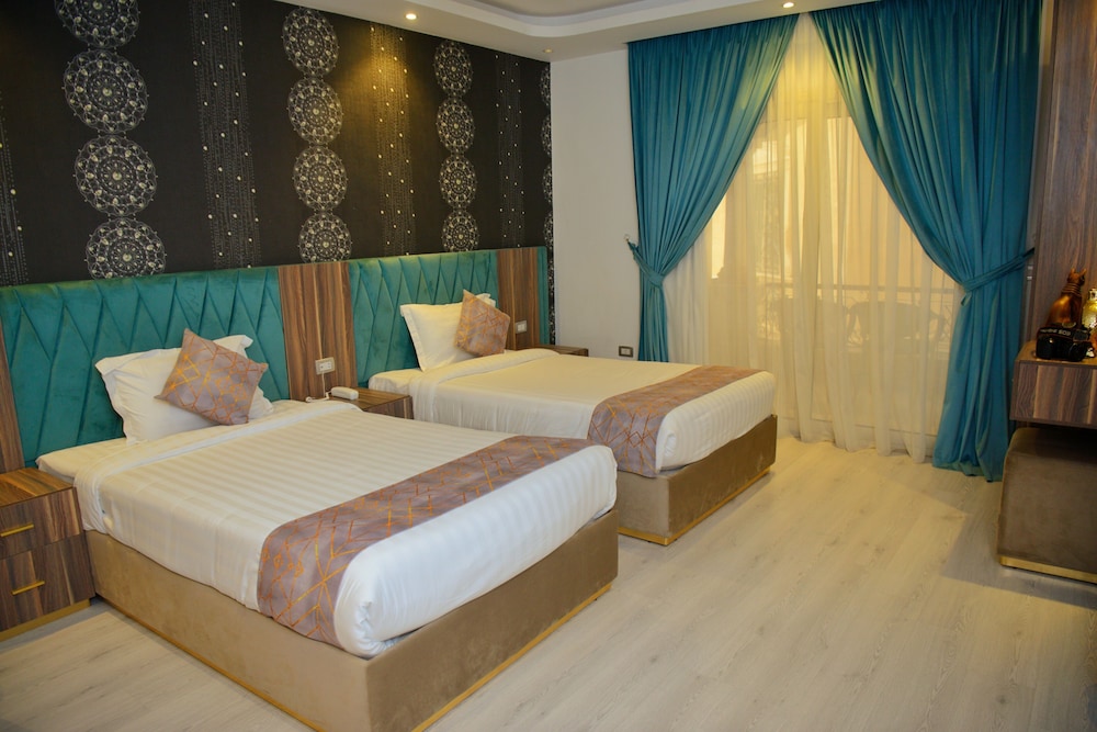 Deluxe Double or Twin Room - Photo 3