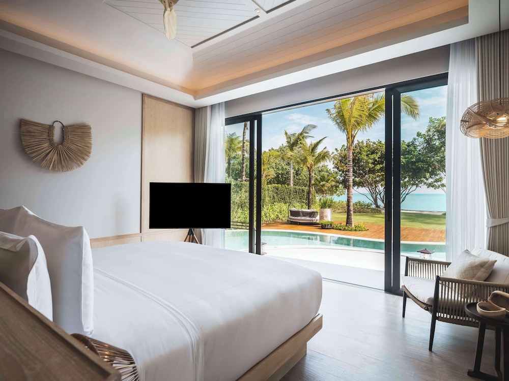 Beach Front Pool Villa - Photo 16