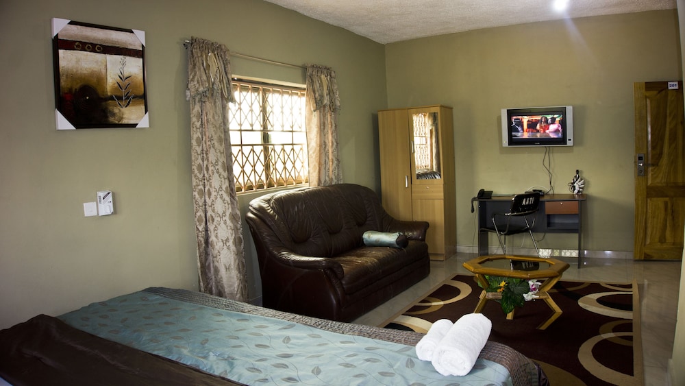 Executive Room, 1 King Bed photo 3