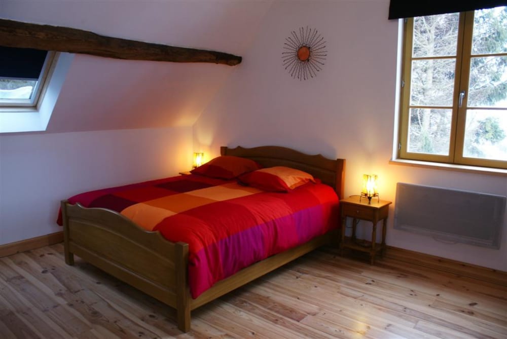 Quadruple Room, Private Bathroom (Soleil) - No Pets Allowed photo 1