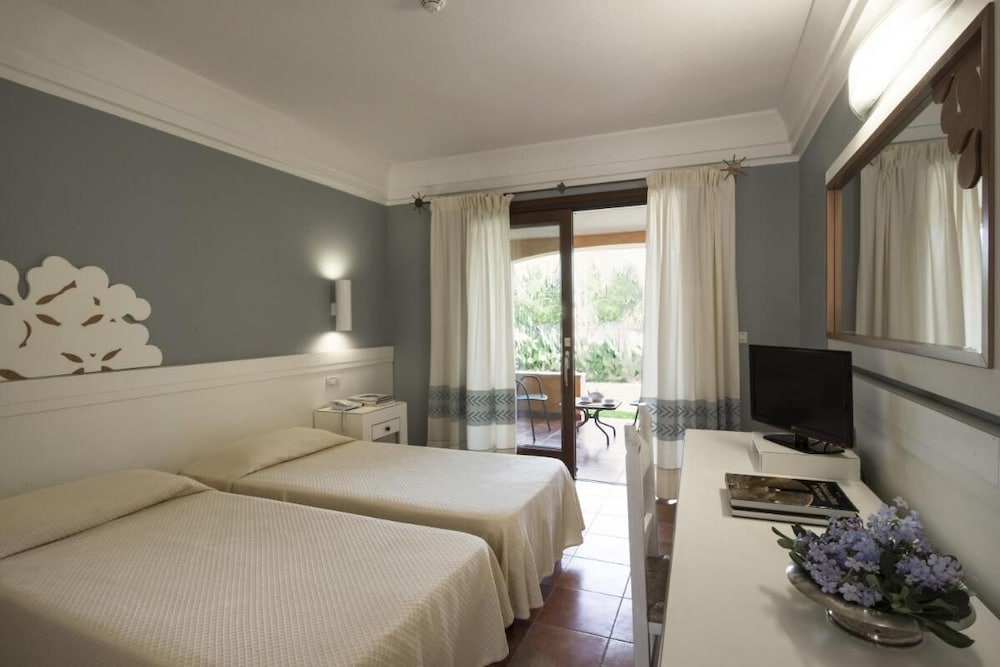 Apartment, 2 Bedrooms, Smoking, Patio
