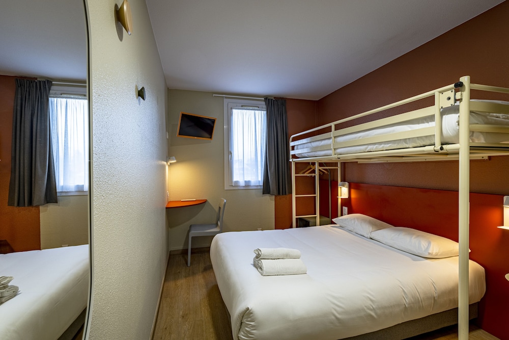 Triple Room (Mezzanine) photo 2