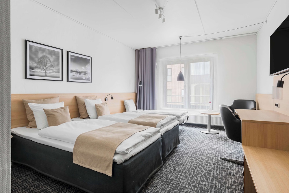 Family Room, Multiple Beds, Non Smoking - Photo 3