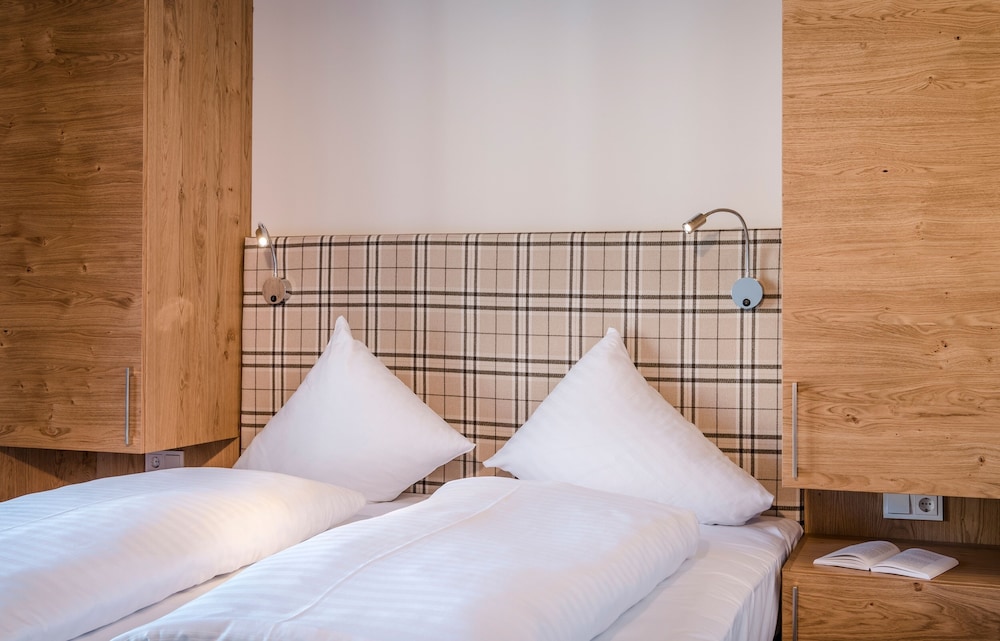 Premium Apartment, 1 Bedroom, Balcony (40m²)