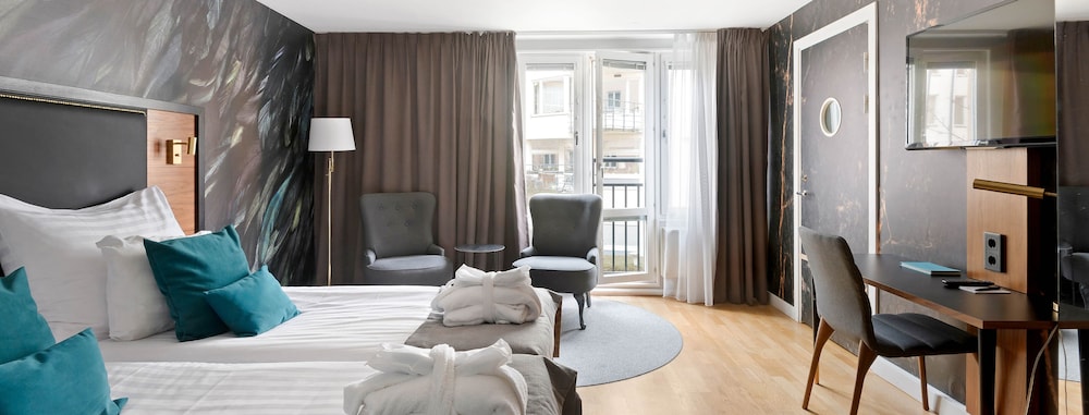 Superior Room - Photo 11