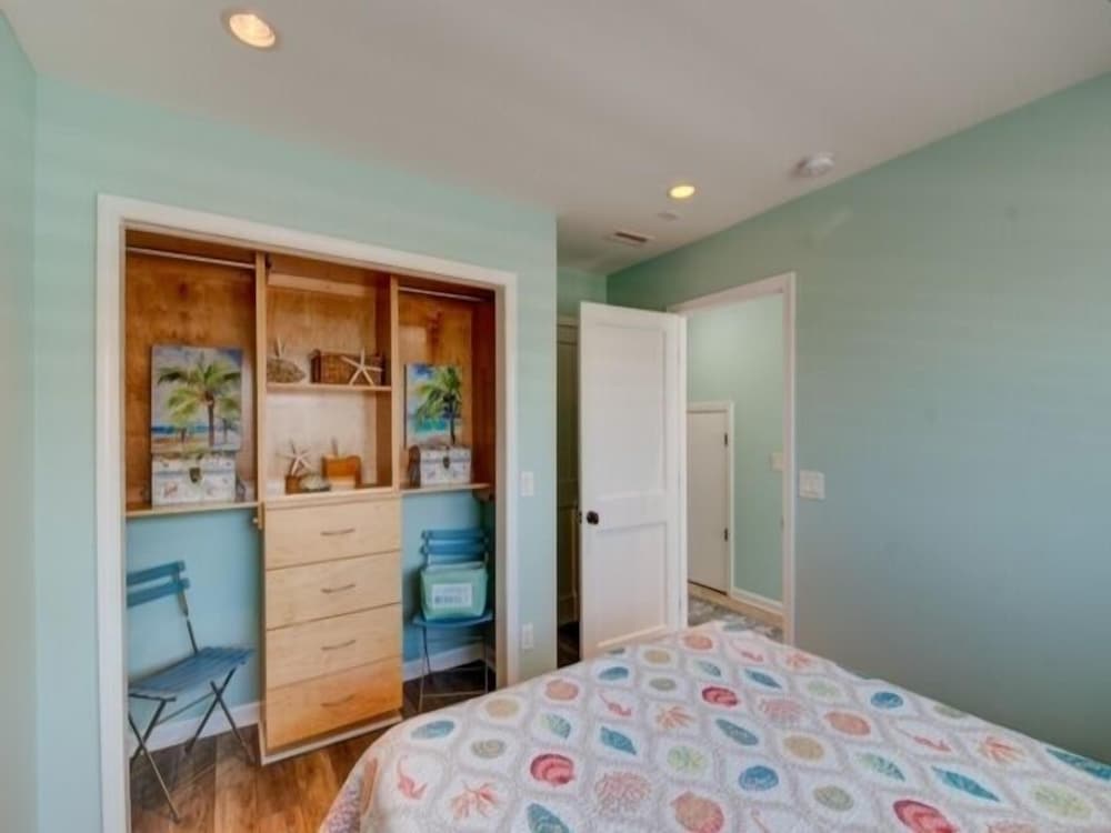 Townhome, 3 Bedrooms photo 2