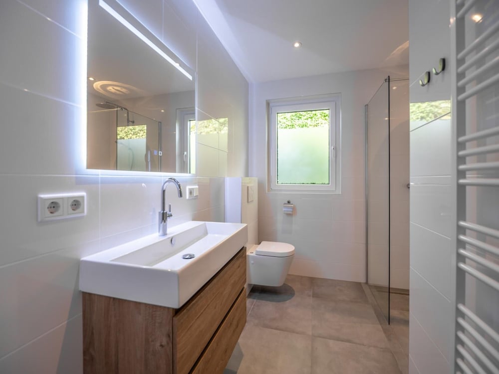Classic Bungalow, 3 Bedrooms photo 2