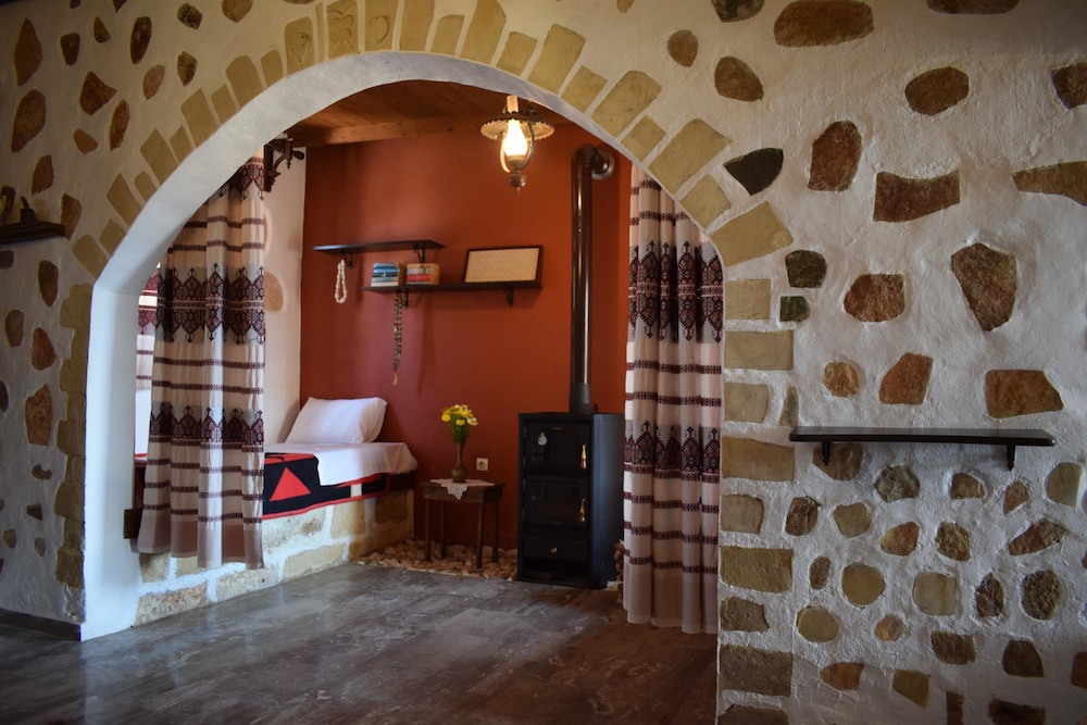 House, 1 Bedroom, Jetted Tub