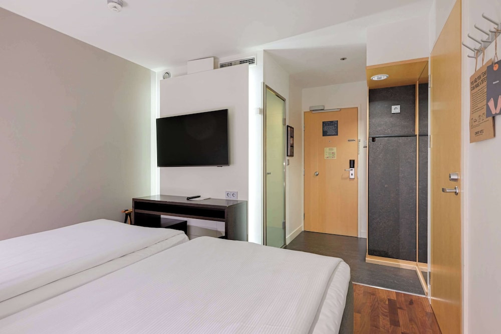 Twin Room (Compact) - Photo 3