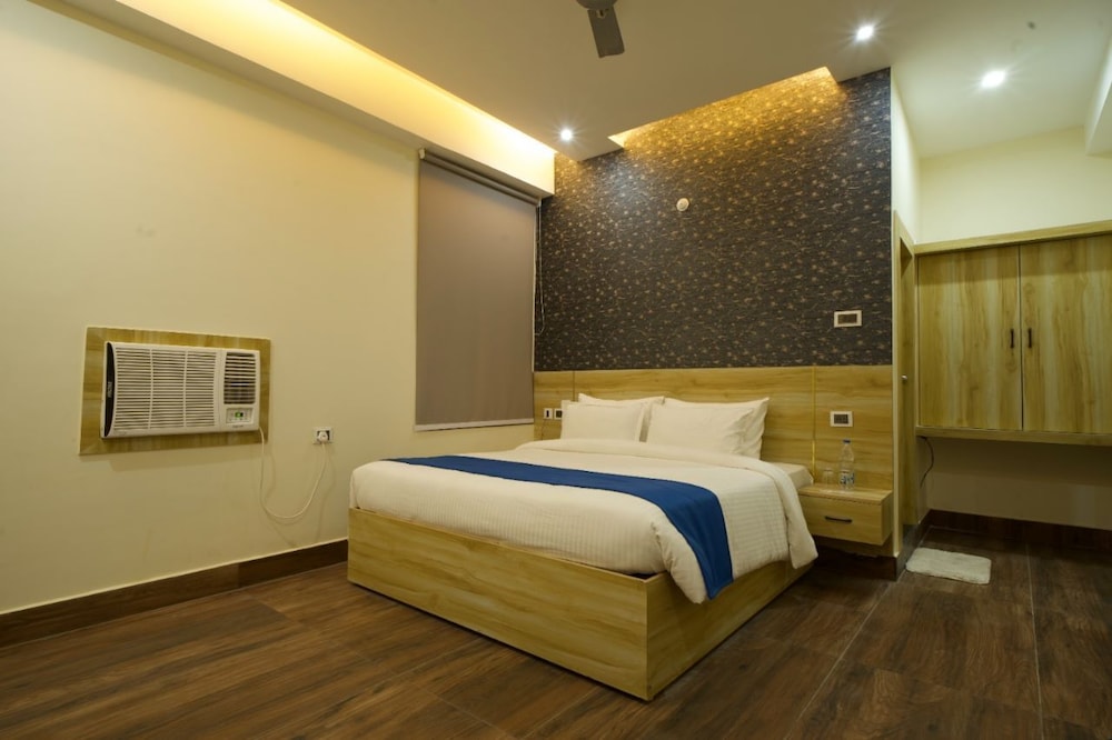 Executive Room - Photo 2