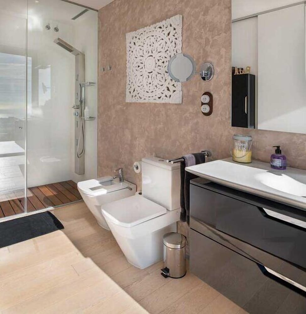 Villa, 6 Bedrooms, Accessible, Private Pool photo 2