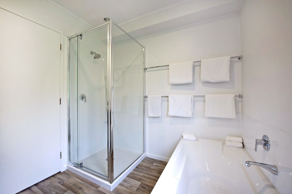 Standard Suite, 2 Bedrooms, Non Smoking, Kitchen (Unit) photo 3