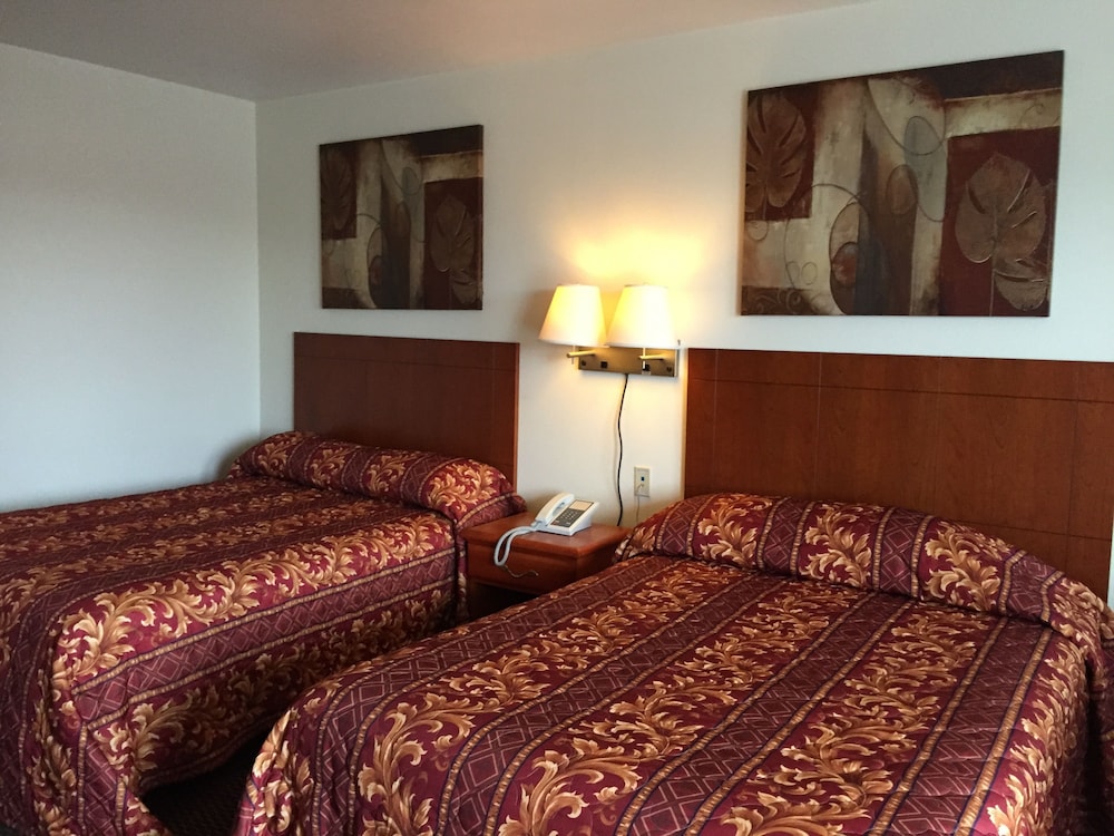 Room, 2 Double Beds photo 2