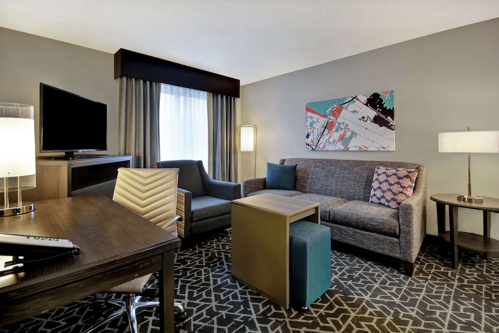 Suite, Accessible, Bathtub at Homewood Suites by Hilton Edgewater-NYC Area in Edgewater