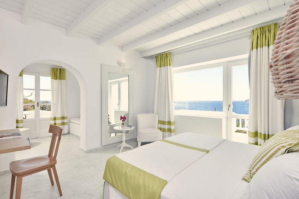 Honeymoon Suite, Sea View (With Outdoor Jacuzzi)