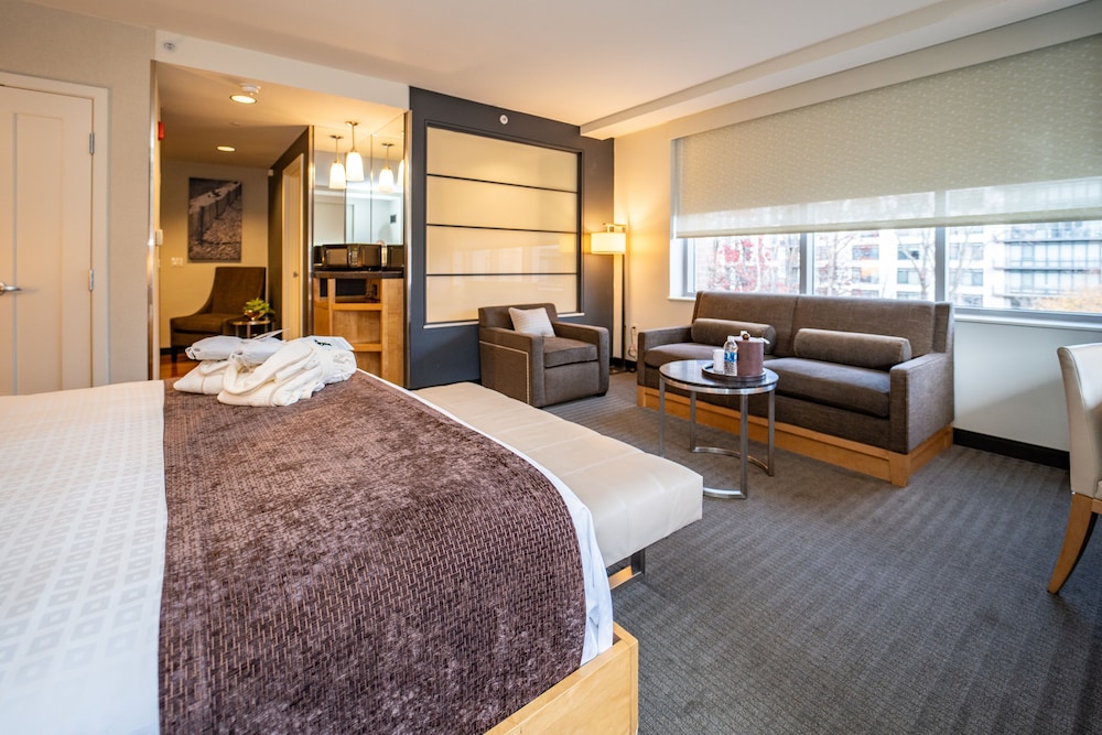 Standard King with Sleeper Sofa photo 1
