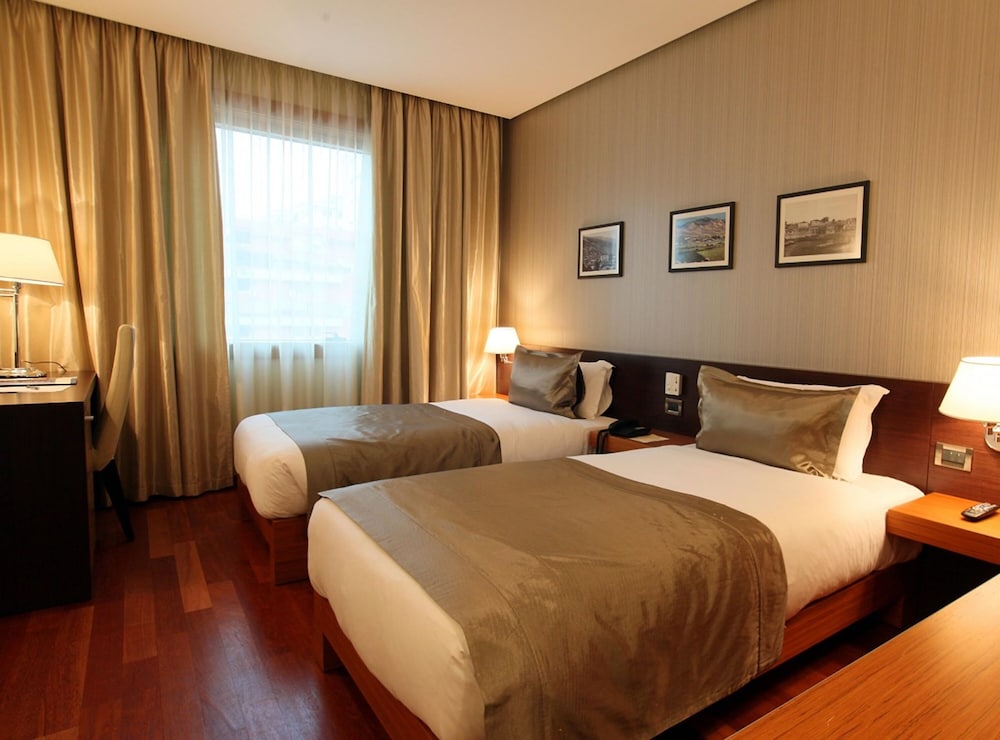 Deluxe Double Room photo 3
