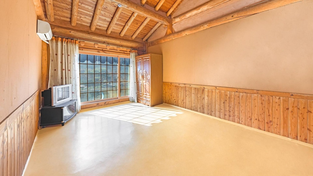 Basic Room, 1 Bedroom (4ho) - Photo 1