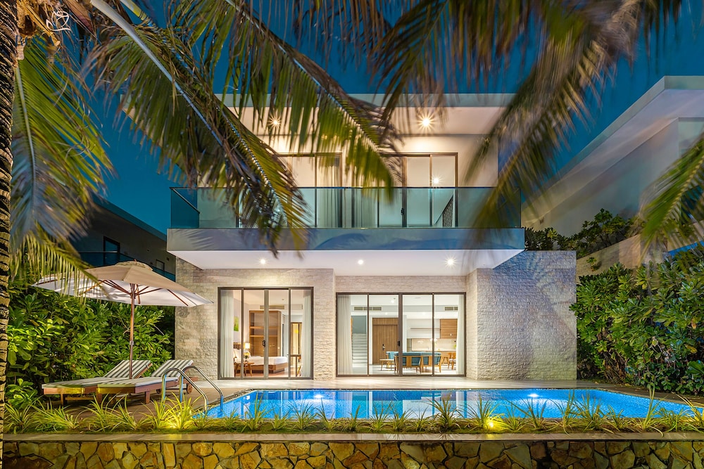 Beach front Villa 3 bedrooms(Private pool) photo 1