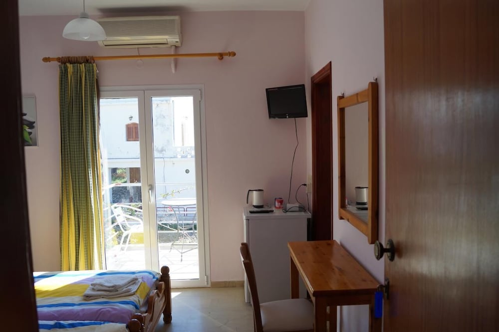 Twin Room, Sea View photo 1