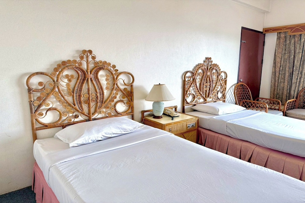 Standard Twin Room - Photo 3