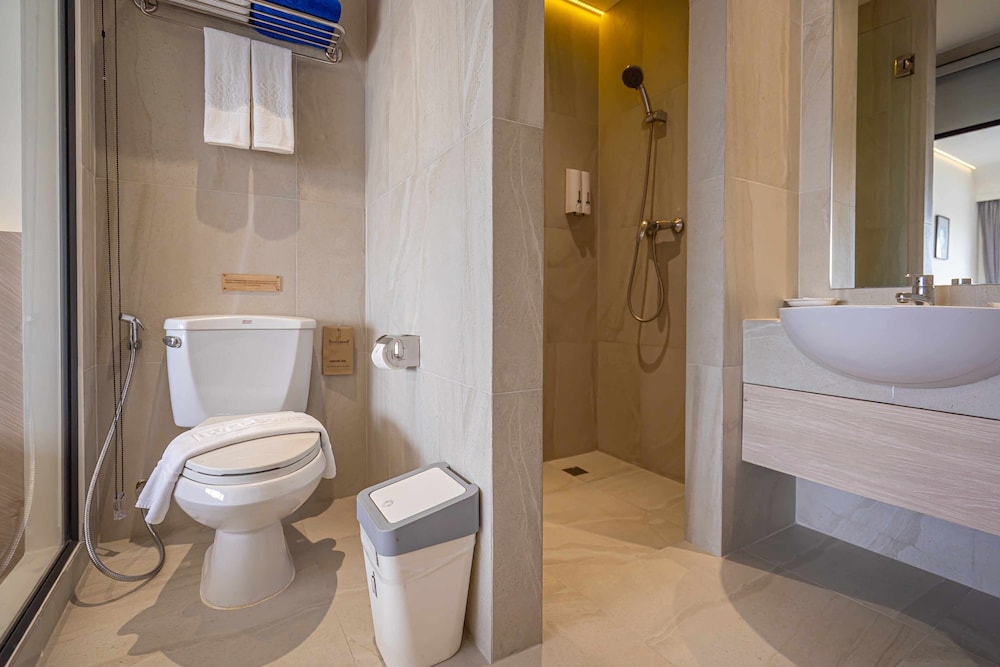 Deluxe Room, Sea View - Photo 2