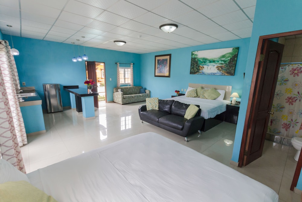 Family Suite, Multiple Beds, Ocean View photo 3