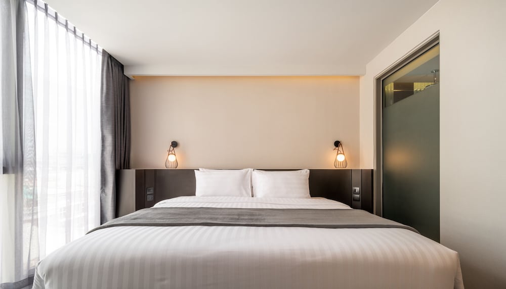 Deluxe Room, 1 Double Bed, Non Smoking, City View photo 3