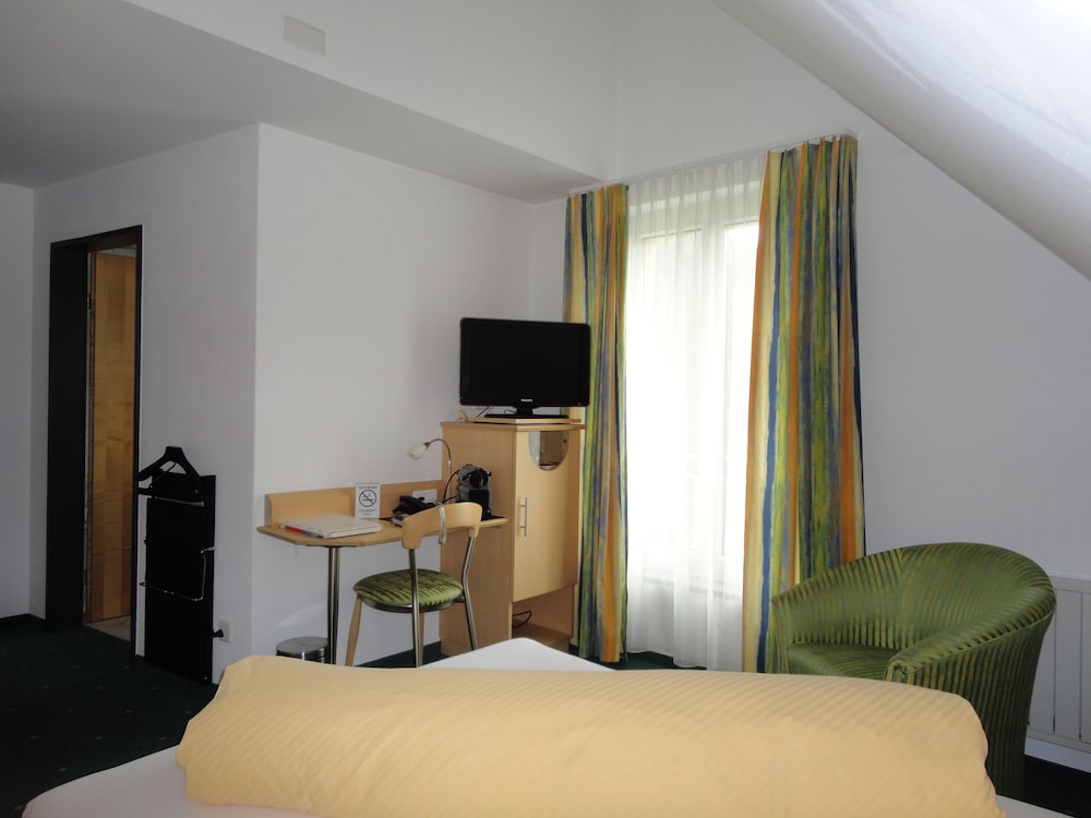 Single Room photo 3
