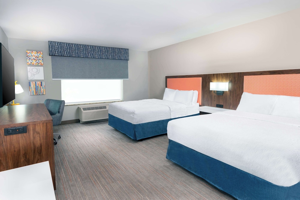 Two Queen Beds, Non-Smoking, Accessible - Photo 4
