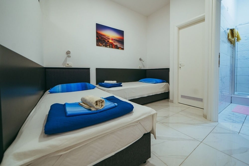 Apartment (Lovre - close to the sea - A2(4+1) pr) photo 1