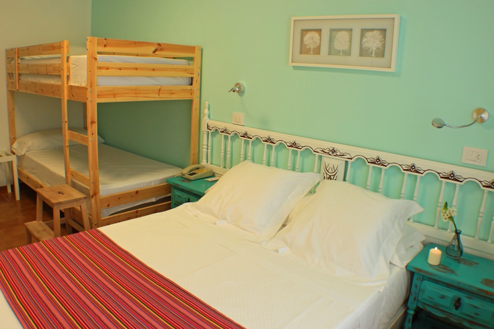 Standard Quadruple Room