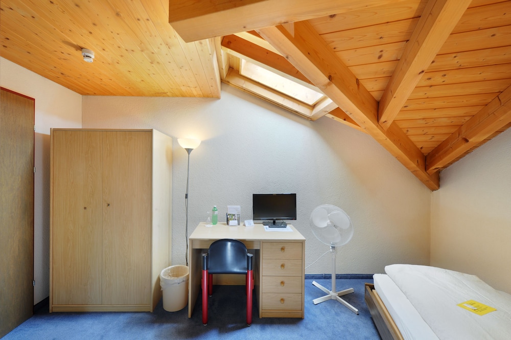 Economy Single Room photo 2