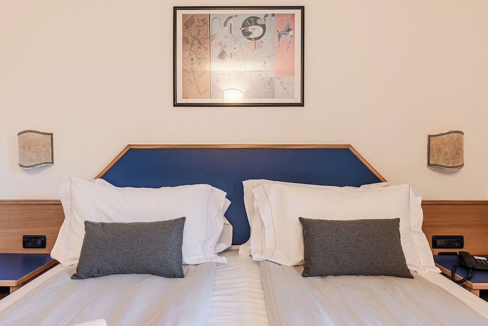 Classic Triple Room photo 1