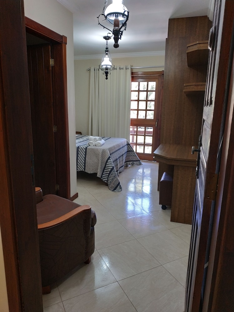 Deluxe Twin Room, 1 Double Bed, Mountain View photo 2