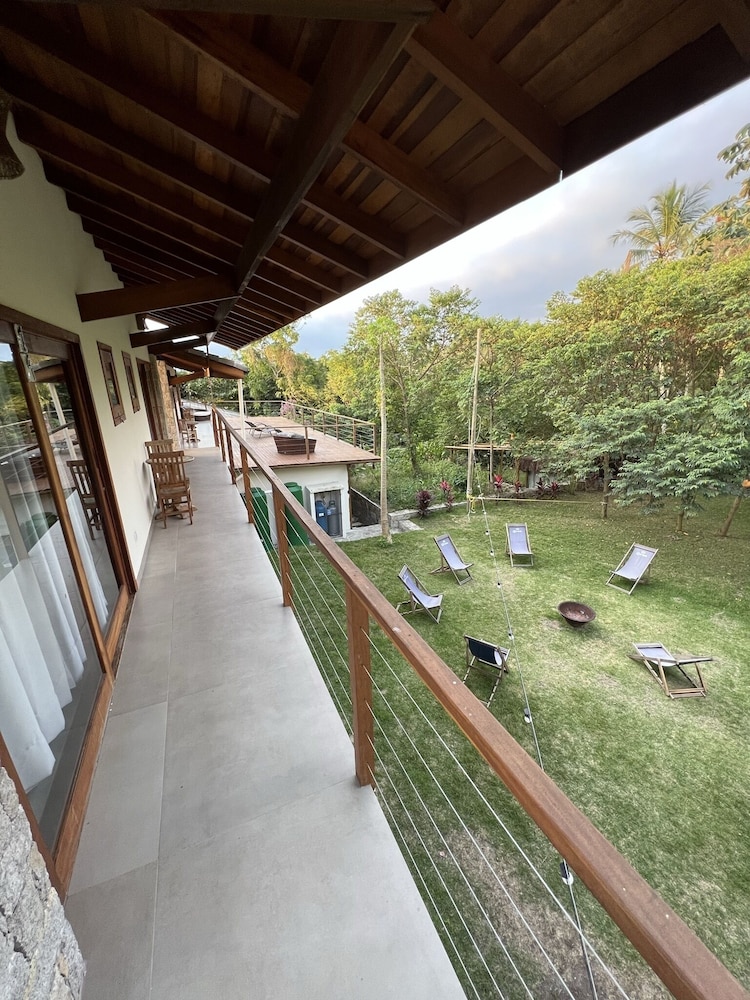 Superior Balcony Garden View Suite photo 3