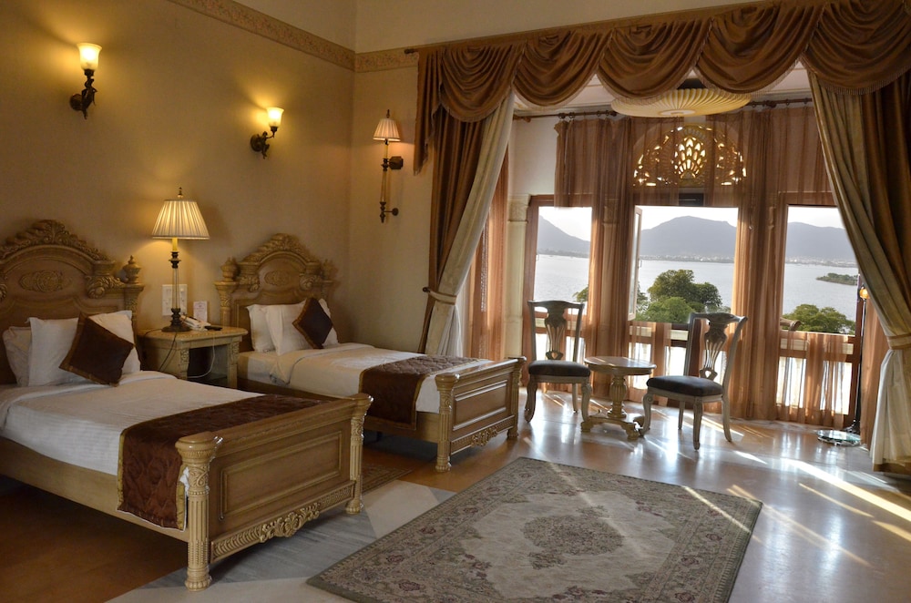 Heritage Suite photo 1